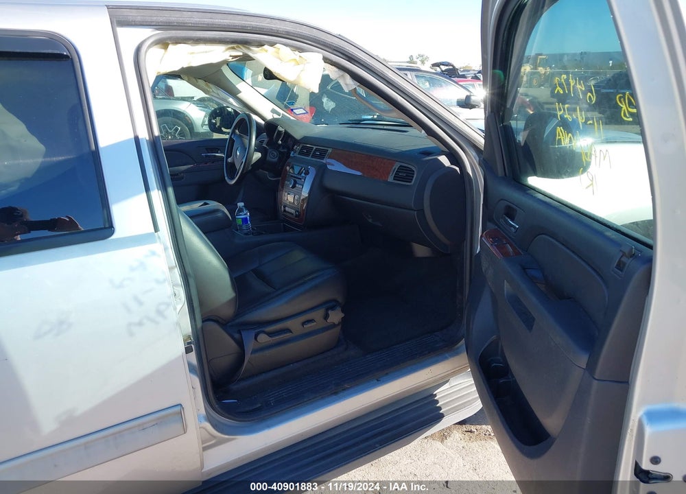 2010 CHEVROLET AVALANCHE 1500 LT1 VIN: 3GNNCFE01AG101139