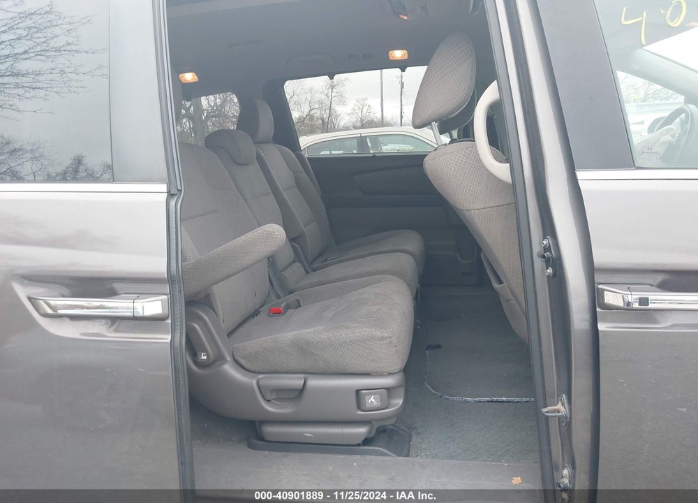 2016 HONDA ODYSSEY SE VIN: 5FNRL5H37GB067121