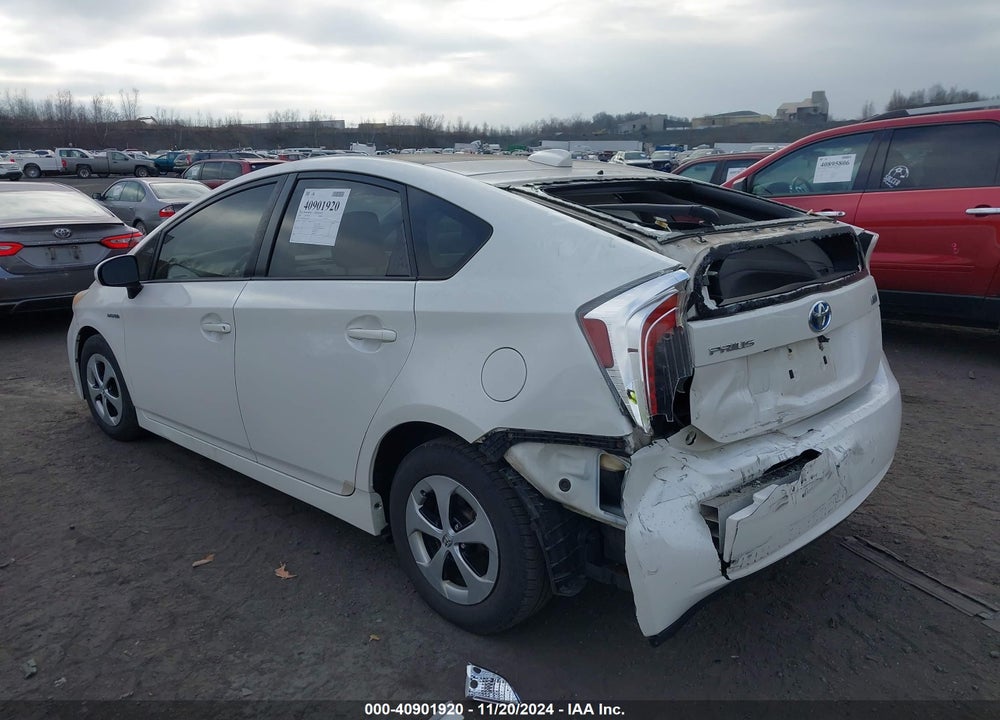 2013 TOYOTA PRIUS VIN: JTDKN3DU6D5557187