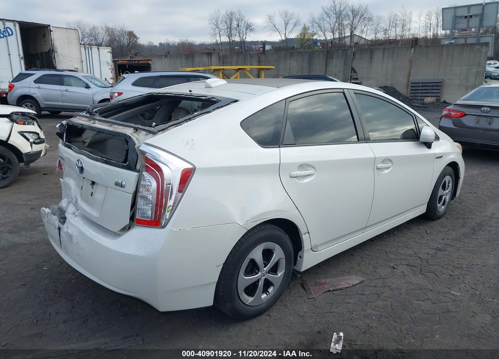 2013 TOYOTA PRIUS VIN: JTDKN3DU6D5557187