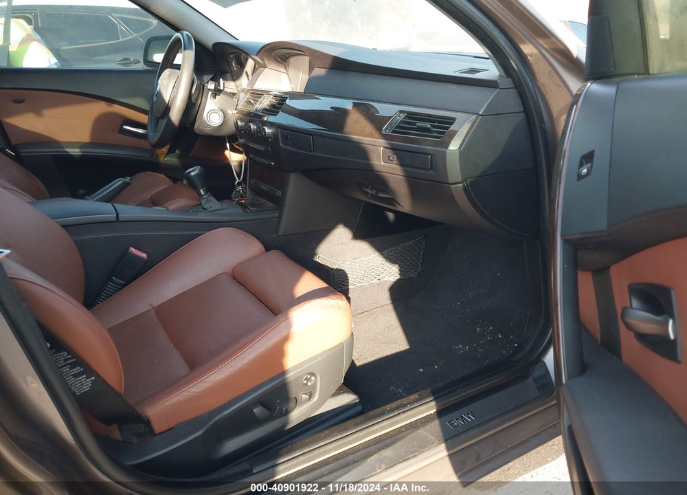 2005 BMW 545I VIN: WBANB335X5B089139