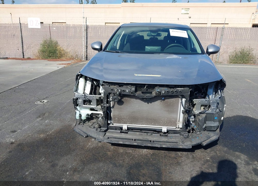 2022 HONDA CIVIC LX VIN: 19XFL2H58NE008164