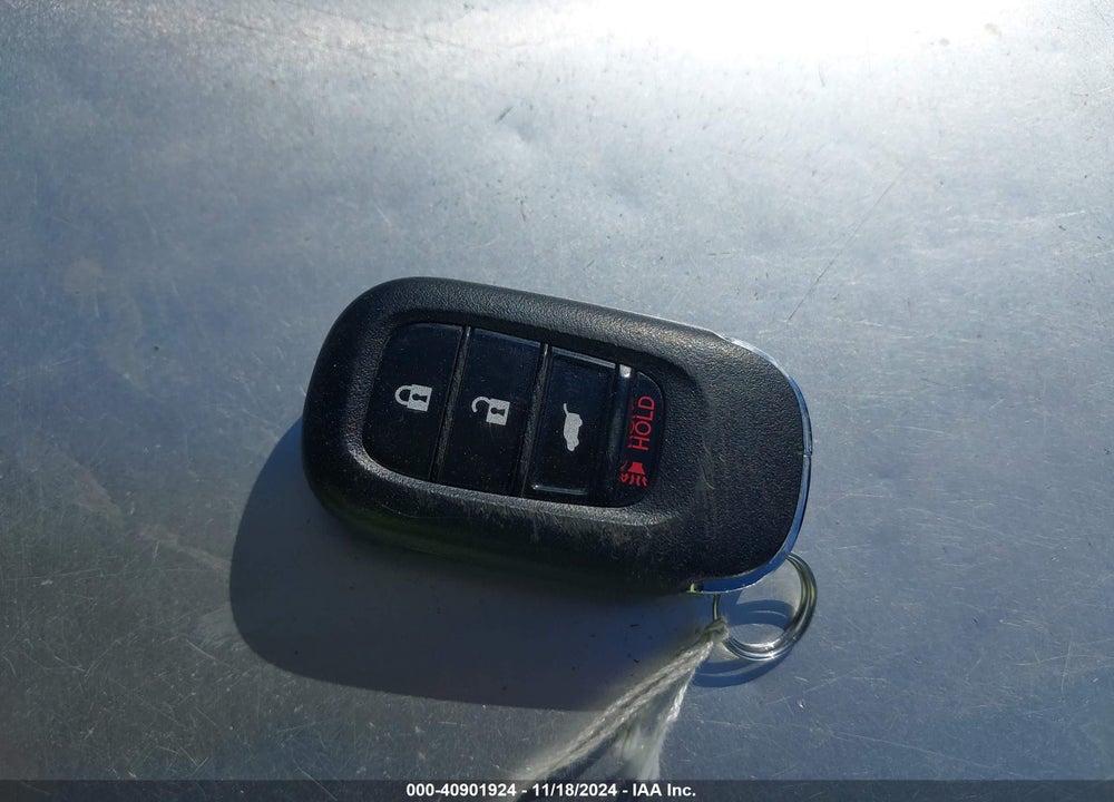 2022 HONDA CIVIC LX VIN: 19XFL2H58NE008164
