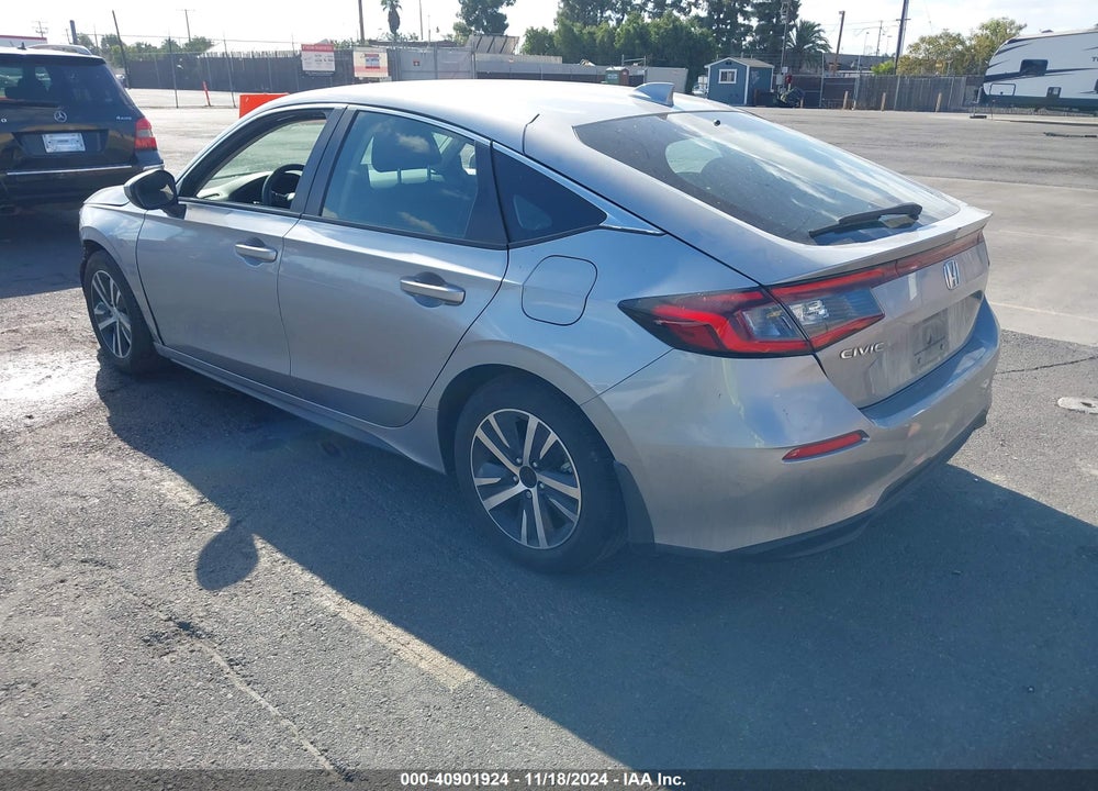 2022 HONDA CIVIC LX VIN: 19XFL2H58NE008164