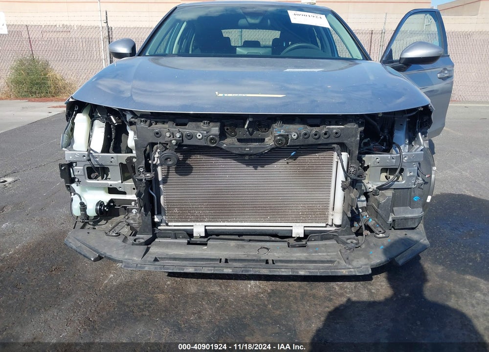 2022 HONDA CIVIC LX VIN: 19XFL2H58NE008164
