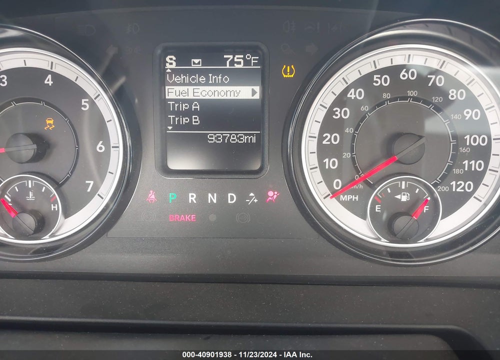 2019 RAM 1500 CLASSIC EXPRESS  4X4 6'4" BOX VIN: 1C6RR7FG9KS527933