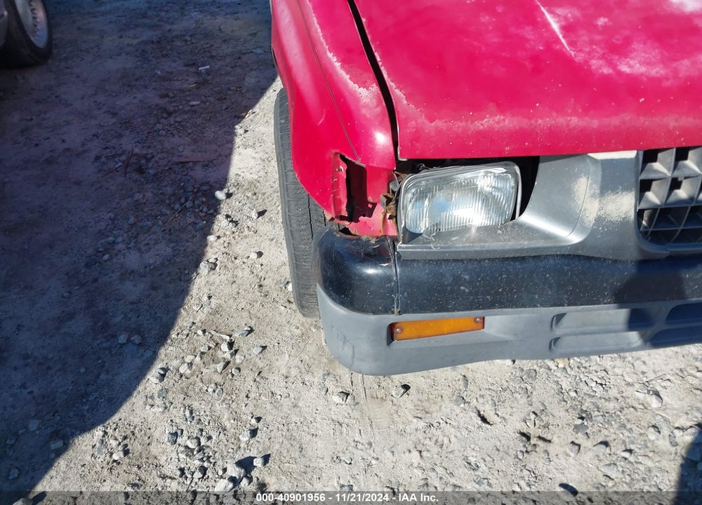 1995 ISUZU CONVENTIONAL SHORT BED VIN: JAACL11L4S7213442