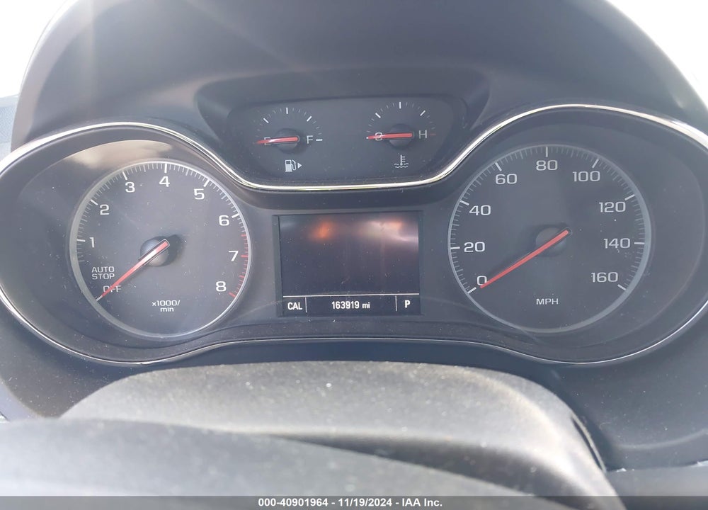 2019 CHEVROLET CRUZE VIN: 1G1BE5SM3K7104055