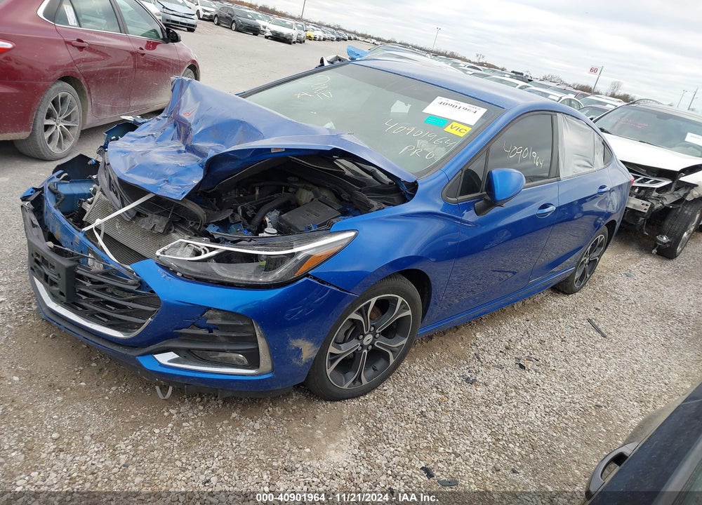 2019 CHEVROLET CRUZE VIN: 1G1BE5SM3K7104055