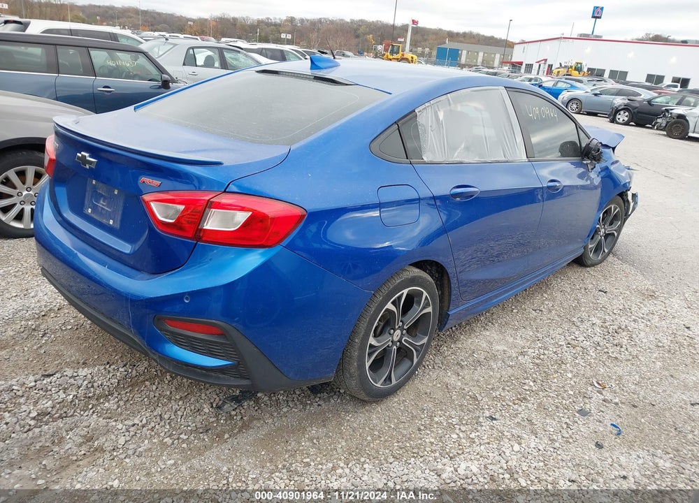 2019 CHEVROLET CRUZE VIN: 1G1BE5SM3K7104055