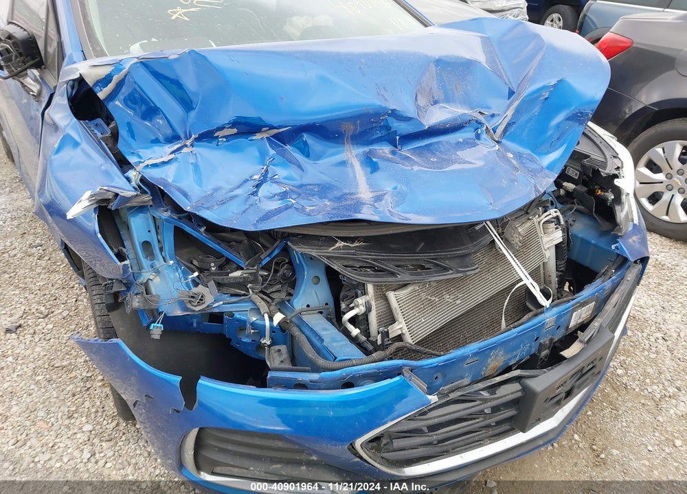 2019 CHEVROLET CRUZE VIN: 1G1BE5SM3K7104055