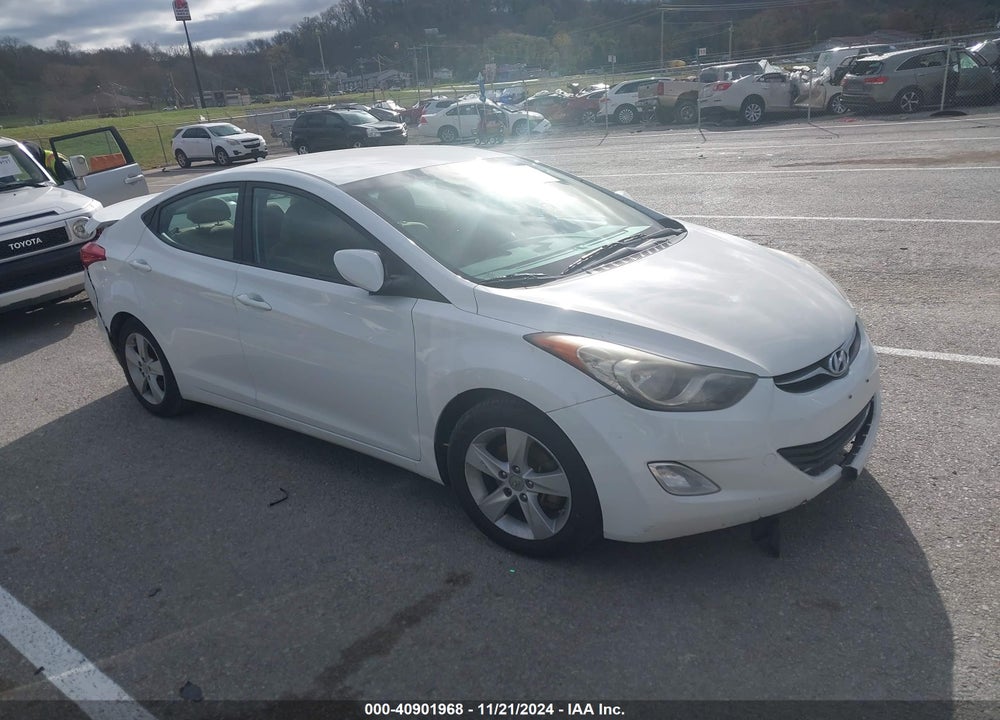 2013 HYUNDAI ELANTRA GLS VIN: 5NPDH4AE8DH349475