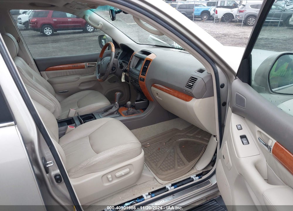 2004 LEXUS GX 470 VIN: JTJBT20X440034275