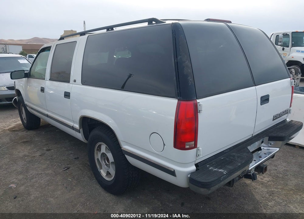 1997 CHEVROLET SUBURBAN 1500 VIN: 3GNFK16RXVG152412