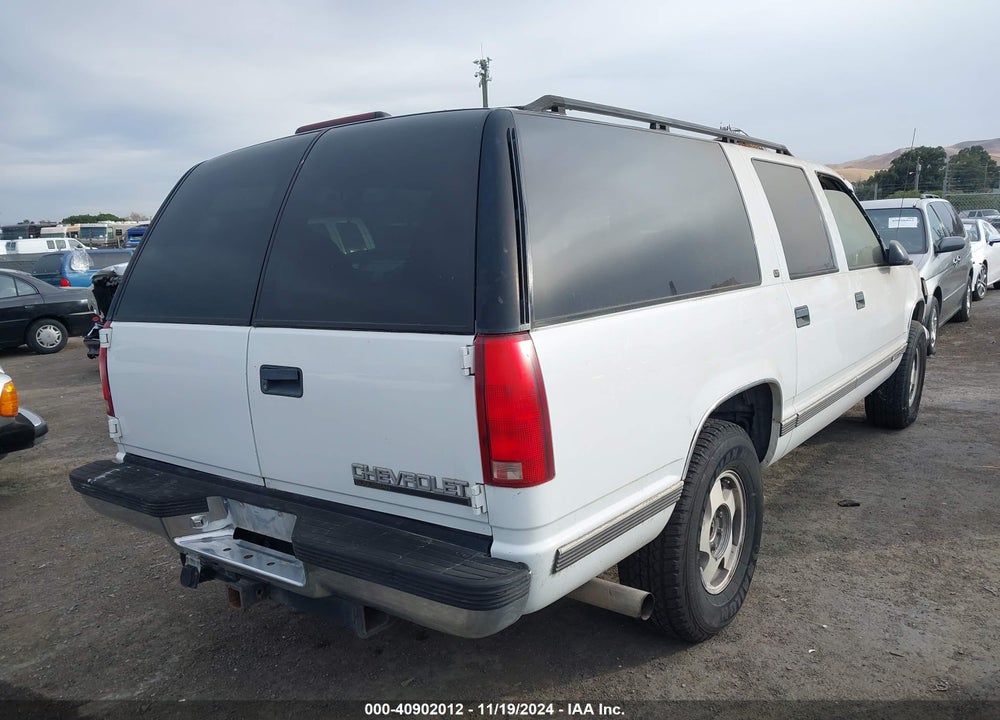 1997 CHEVROLET SUBURBAN 1500 VIN: 3GNFK16RXVG152412
