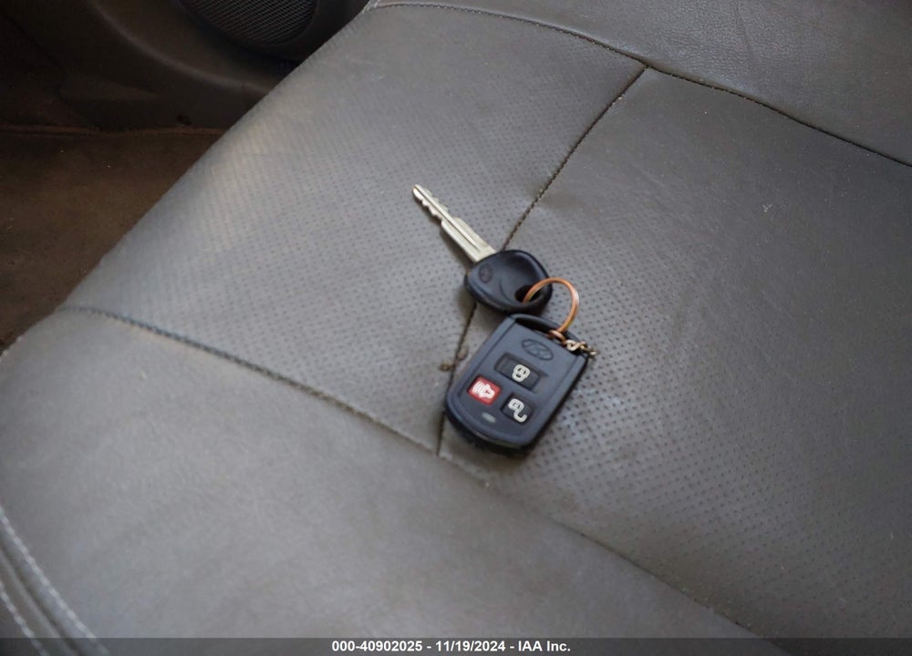 2004 HYUNDAI SANTA FE GLS/LX VIN: KM8SC73EX4U607517