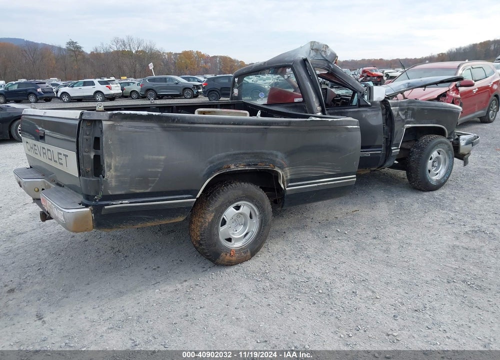 1991 CHEVROLET GMT-400 C1500 VIN: 1GCDC14K7ME172481