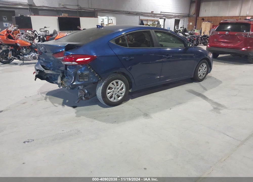 2018 HYUNDAI ELANTRA SE VIN: 5NPD74LF6JH398632