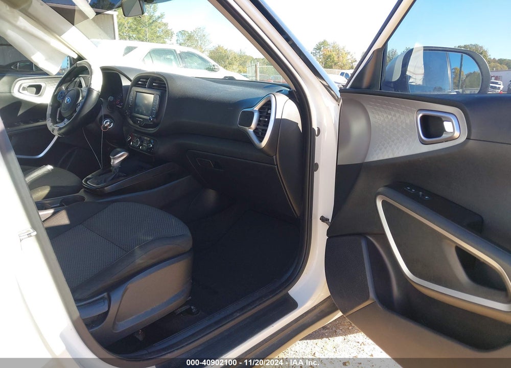 2020 KIA SOUL VIN: KNDJ23AU2L7723751