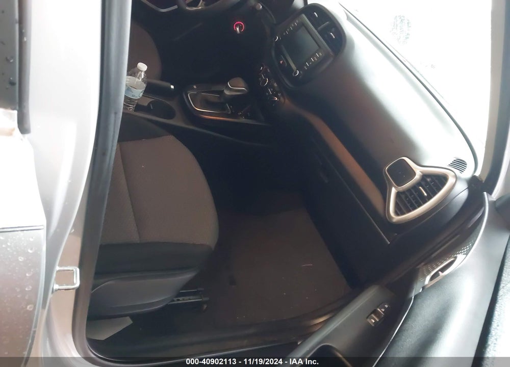 2021 KIA SOUL LX VIN: KNDJ23AU7M7793733