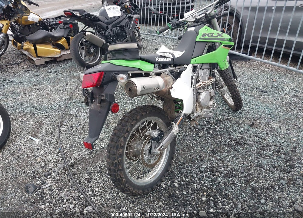 2022 KAWASAKI KLX300 D VIN: ML5LXBD11NDA14185