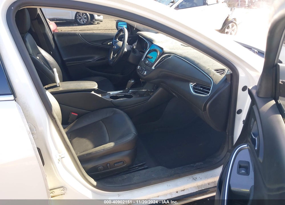 2018 CHEVROLET MALIBU LT VIN: 1G1ZD5ST4JF267942