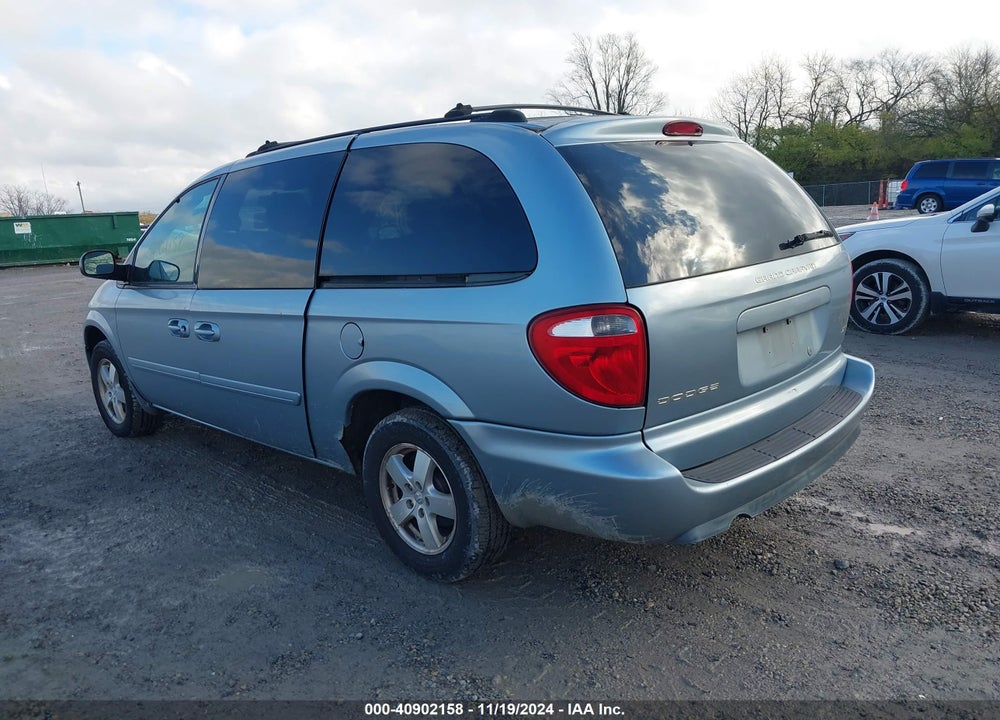 2005 DODGE GRAND CARAVAN SXT VIN: 2D4GP44L05R148204