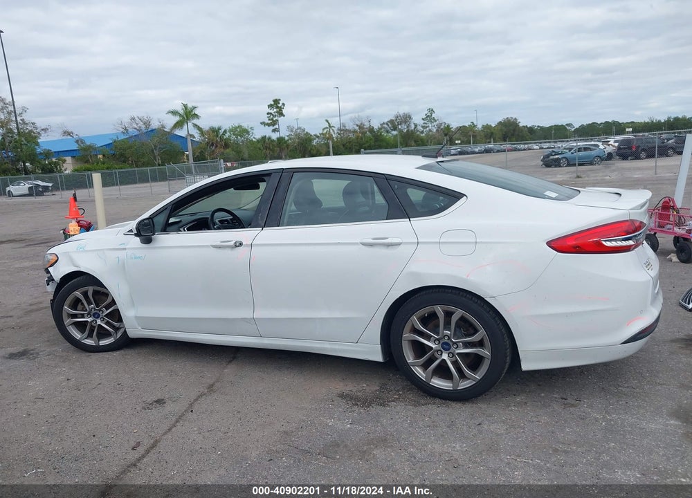 2017 FORD FUSION SE VIN: 3FA6P0H76HR166385