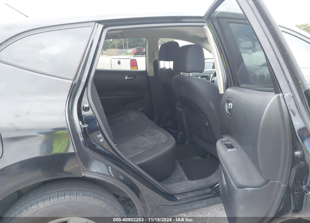 2010 NISSAN ROGUE S VIN: JN8AS5MT6AW019560
