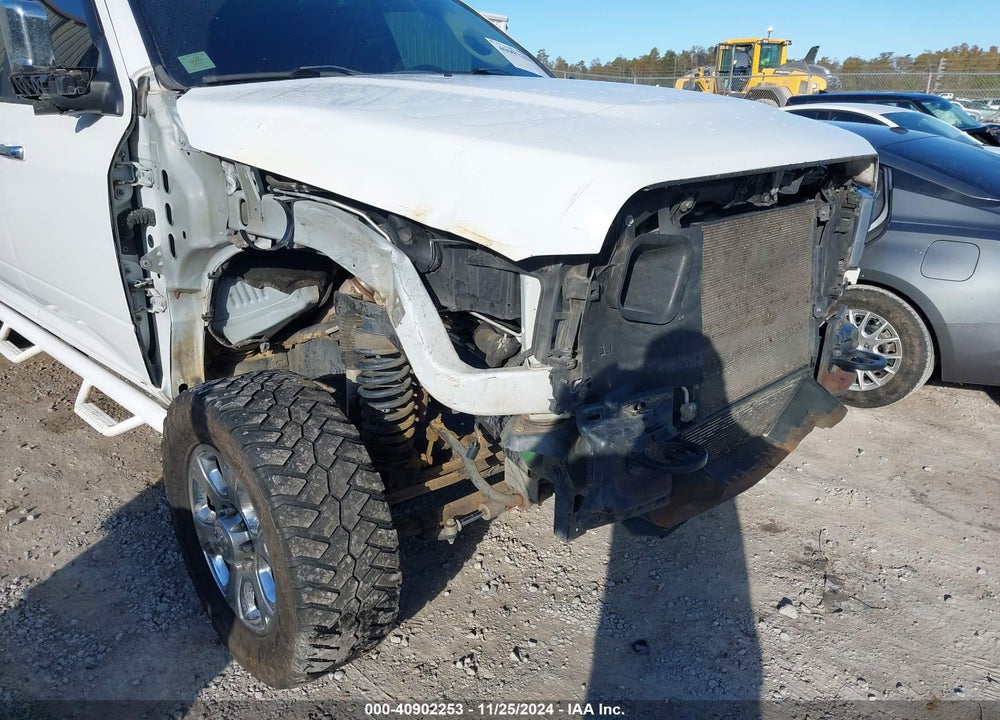 2018 RAM 2500 LAIE  4X4 6'4 BOX VIN: 3C6UR5FLXJG382175