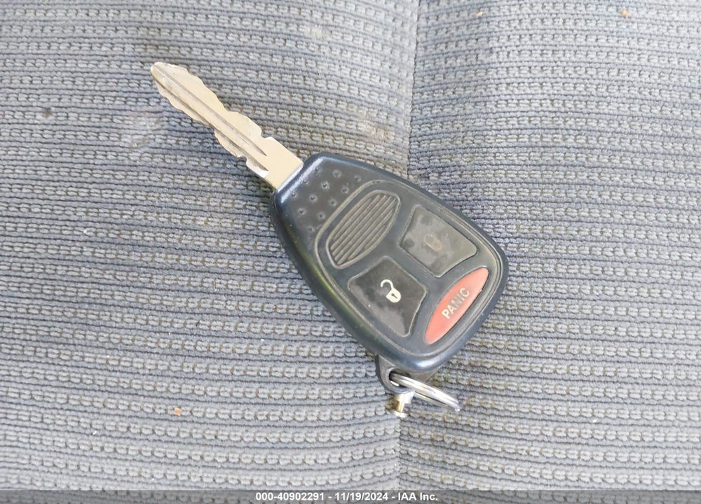 2004 DODGE DURANGO SLT VIN: 1D4HB48D74F132030