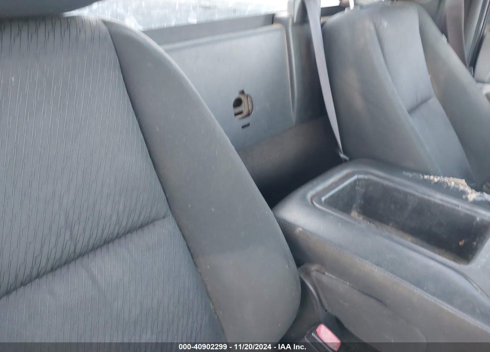 2010 CHEVROLET SILVERADO 1500 VIN: 1GCPKPE03AZ132497