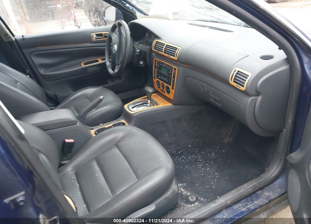 2005 VOLKSWAGEN PASSAT GLS TDI VIN: WVWCE63B25E132685