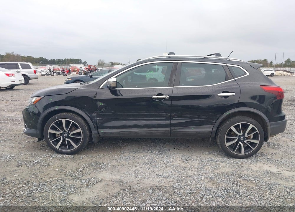 2017 NISSAN ROGUE SPORT SL VIN: JN1BJ1CP1HW005577