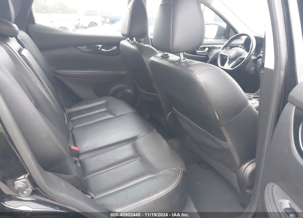 2017 NISSAN ROGUE SPORT SL VIN: JN1BJ1CP1HW005577