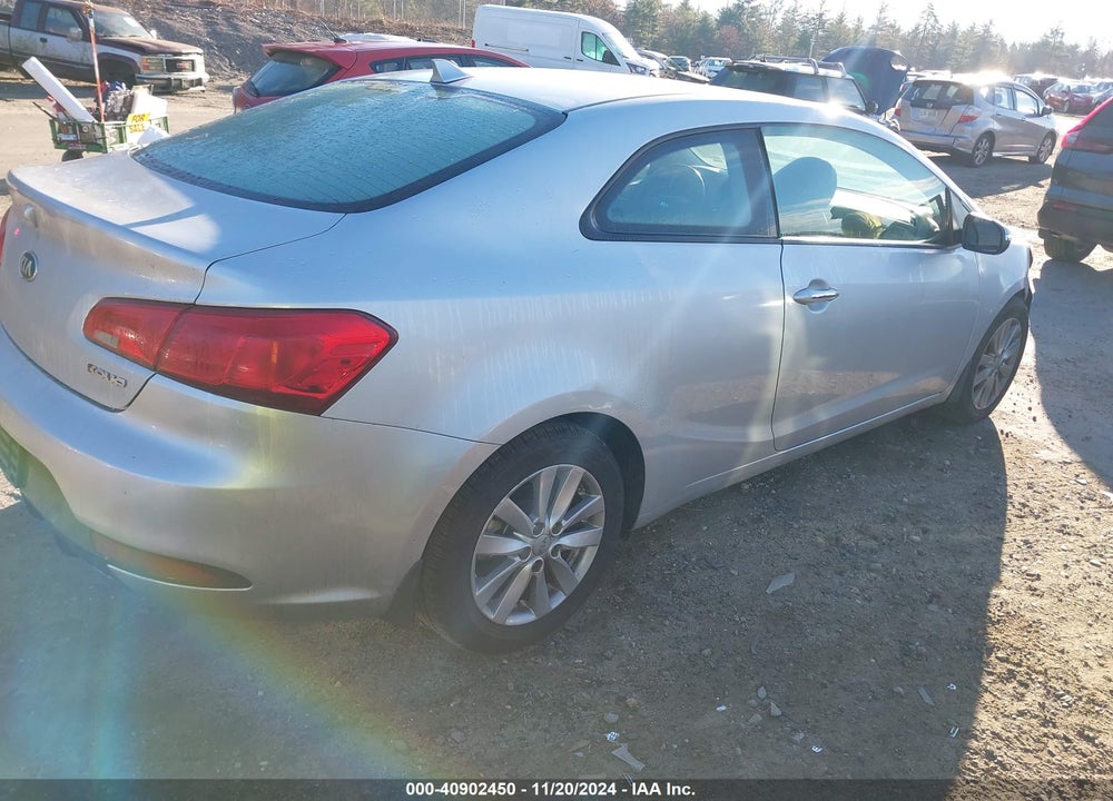 2015 KIA FORTE KOUP EX VIN: KNAFX6A8XF5395522