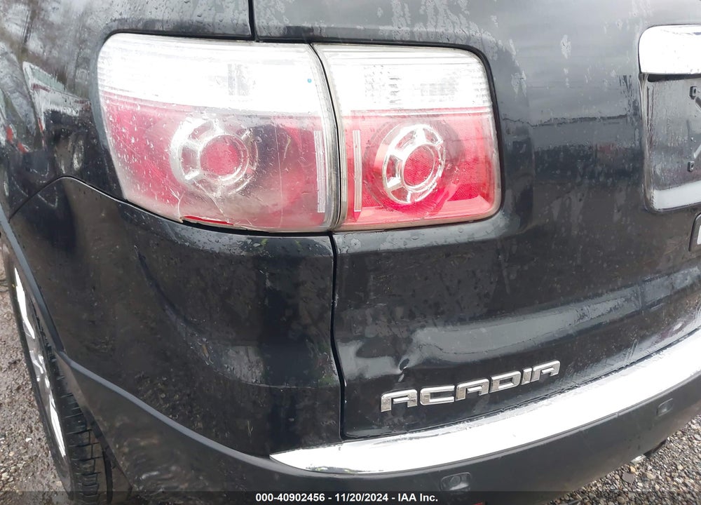 2010 GMC ACADIA SLT-1 VIN: 1GKLRMED2AJ228183