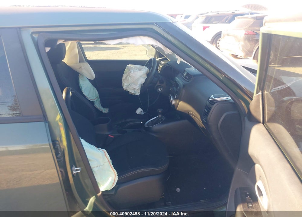 2014 KIA SOUL VIN: KNDJN2A26E7046142