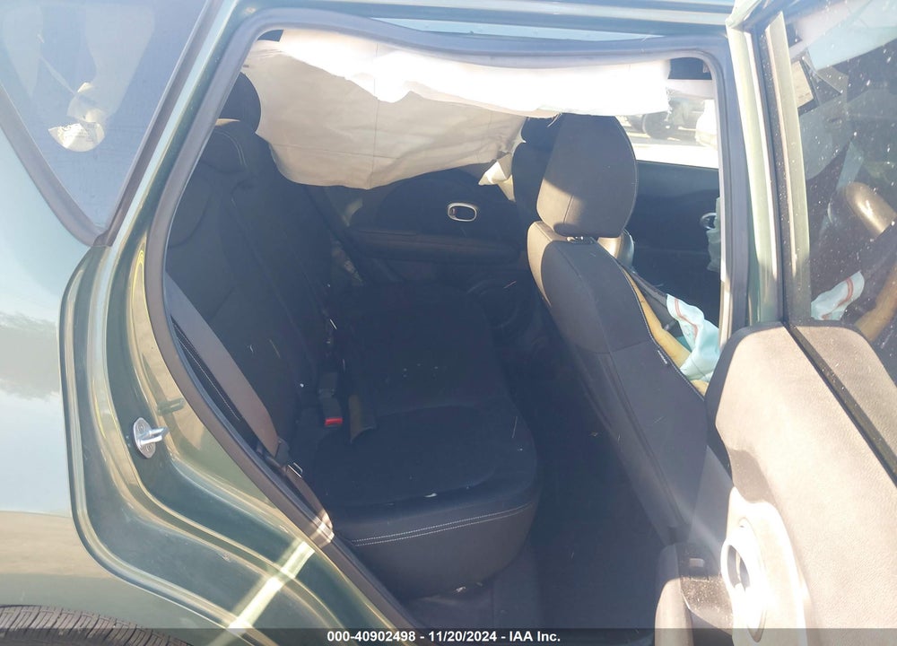 2014 KIA SOUL VIN: KNDJN2A26E7046142