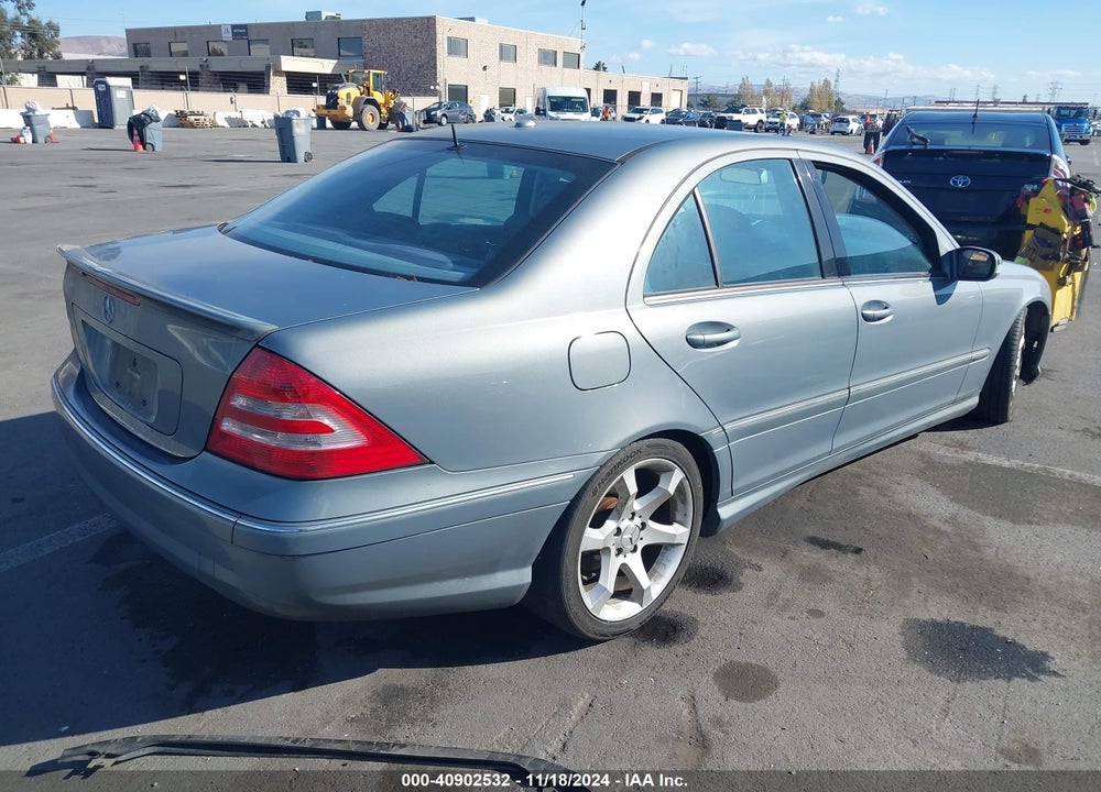 2007 MERCEDES-BENZ C 230 SPORT VIN: WDBRF52H37F888187