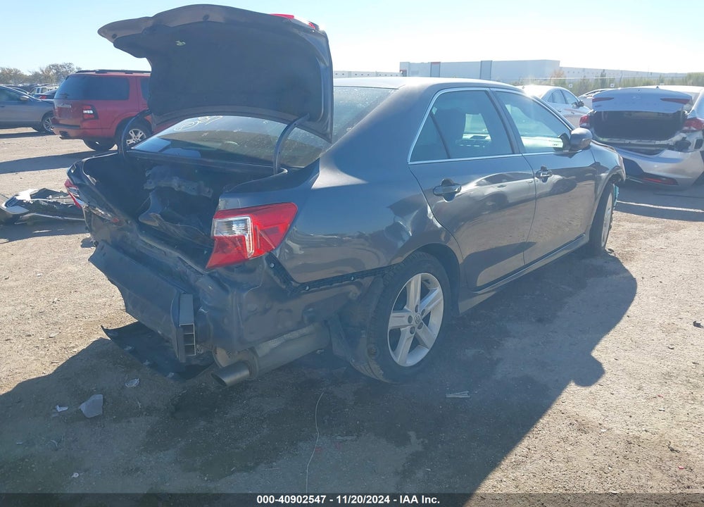 2014 TOYOTA CAMRY SE VIN: 4T1BF1FK6EU427300