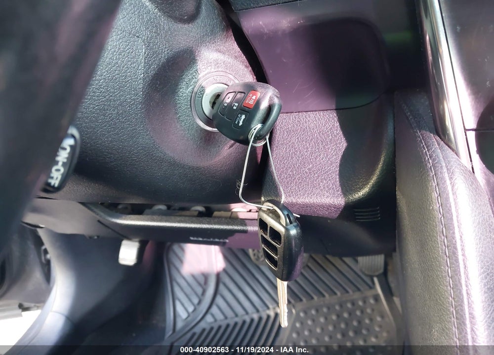 2014 TOYOTA CAMRY SE VIN: 4T1BF1FK1EU442657