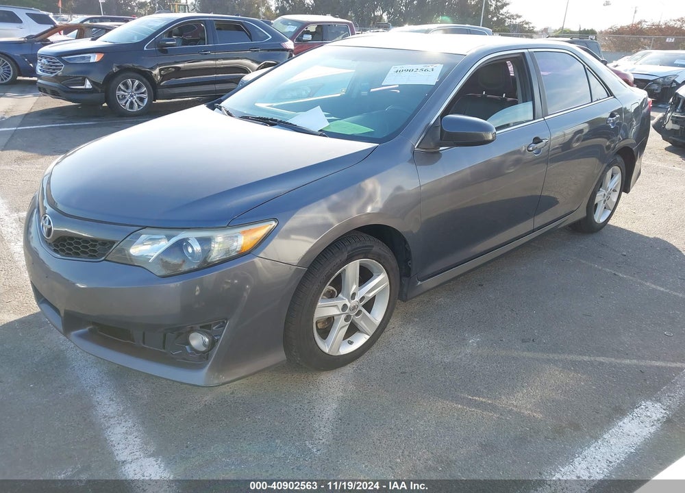 2014 TOYOTA CAMRY SE VIN: 4T1BF1FK1EU442657