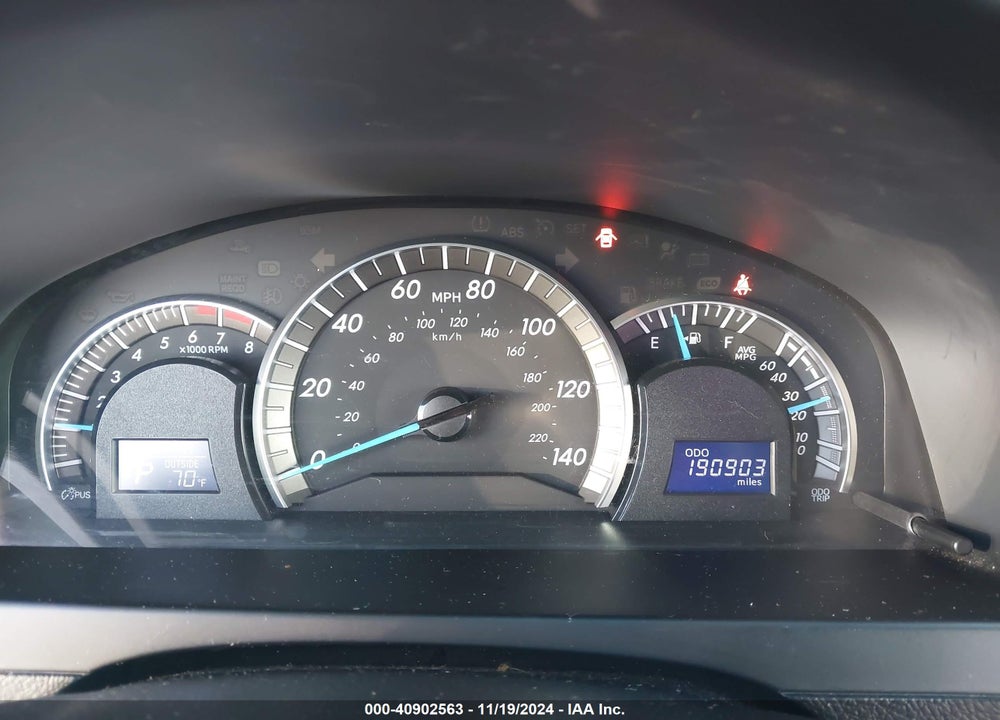 2014 TOYOTA CAMRY SE VIN: 4T1BF1FK1EU442657