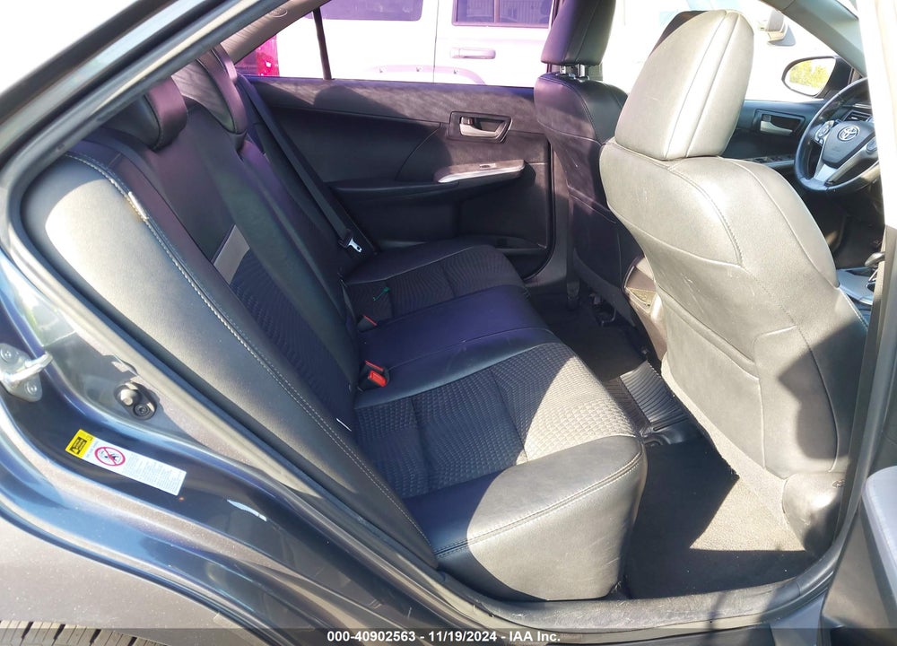 2014 TOYOTA CAMRY SE VIN: 4T1BF1FK1EU442657