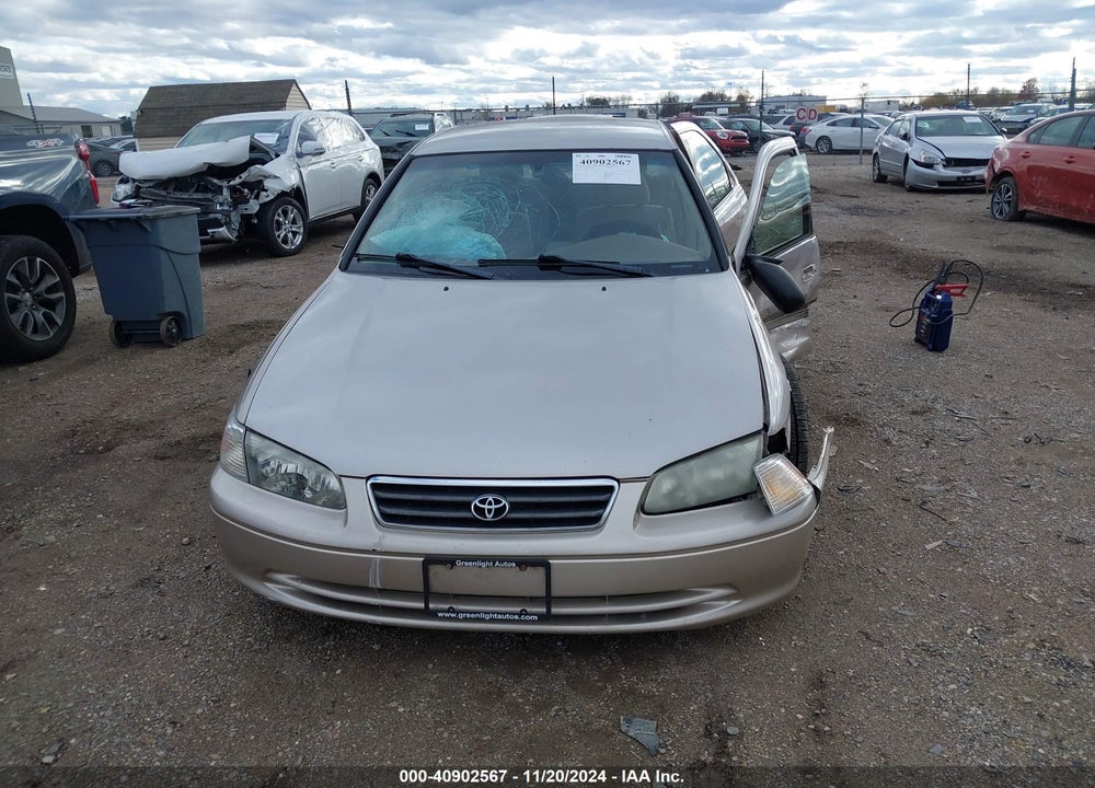 2001 TOYOTA CAMRY LE VIN: 4T1BG22K01U110437