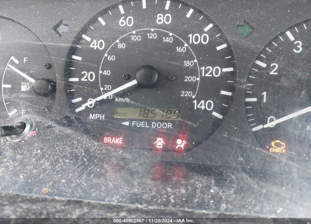 2001 TOYOTA CAMRY LE VIN: 4T1BG22K01U110437
