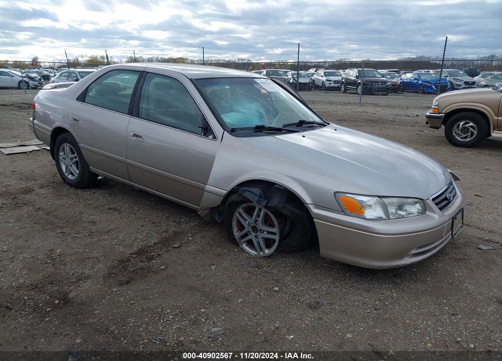 2001 TOYOTA CAMRY LE VIN: 4T1BG22K01U110437