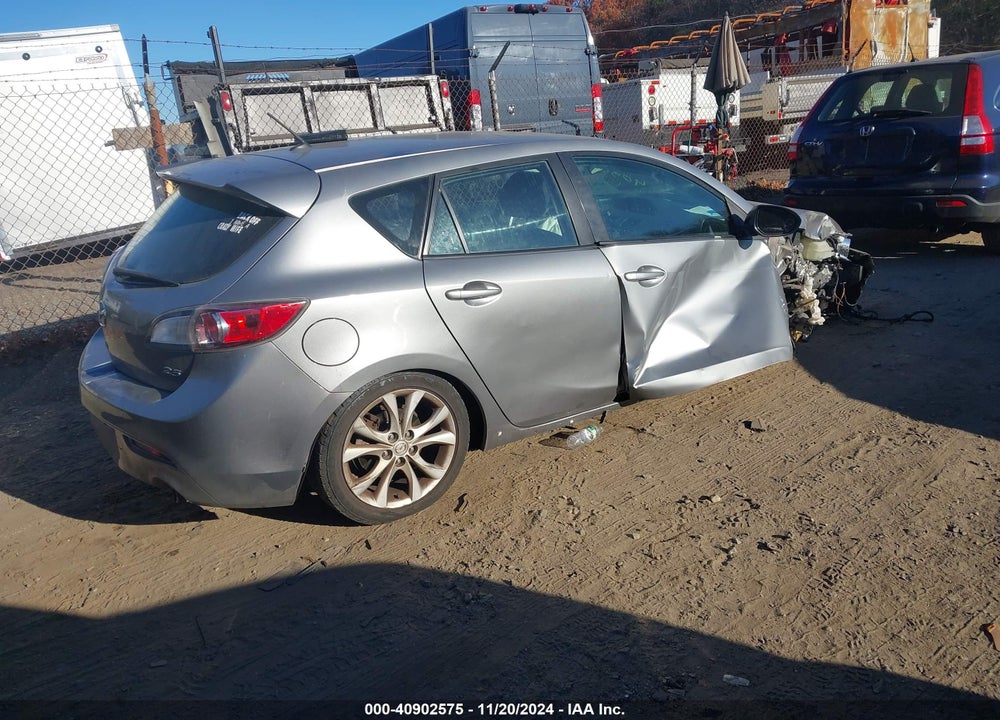 2011 MAZDA 3 VIN: JM1BL1K60B1476818