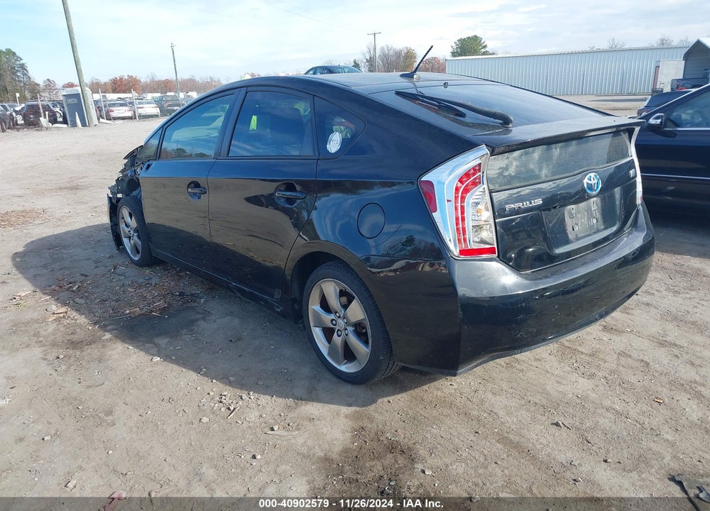 2013 TOYOTA PRIUS THREE SE VIN: JTDKN3DU6D5613757